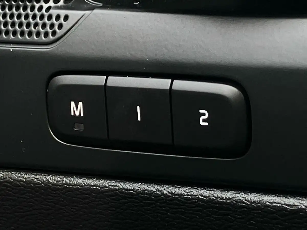 2023-volvo-c40-e-twin-recharge-plus-big-43