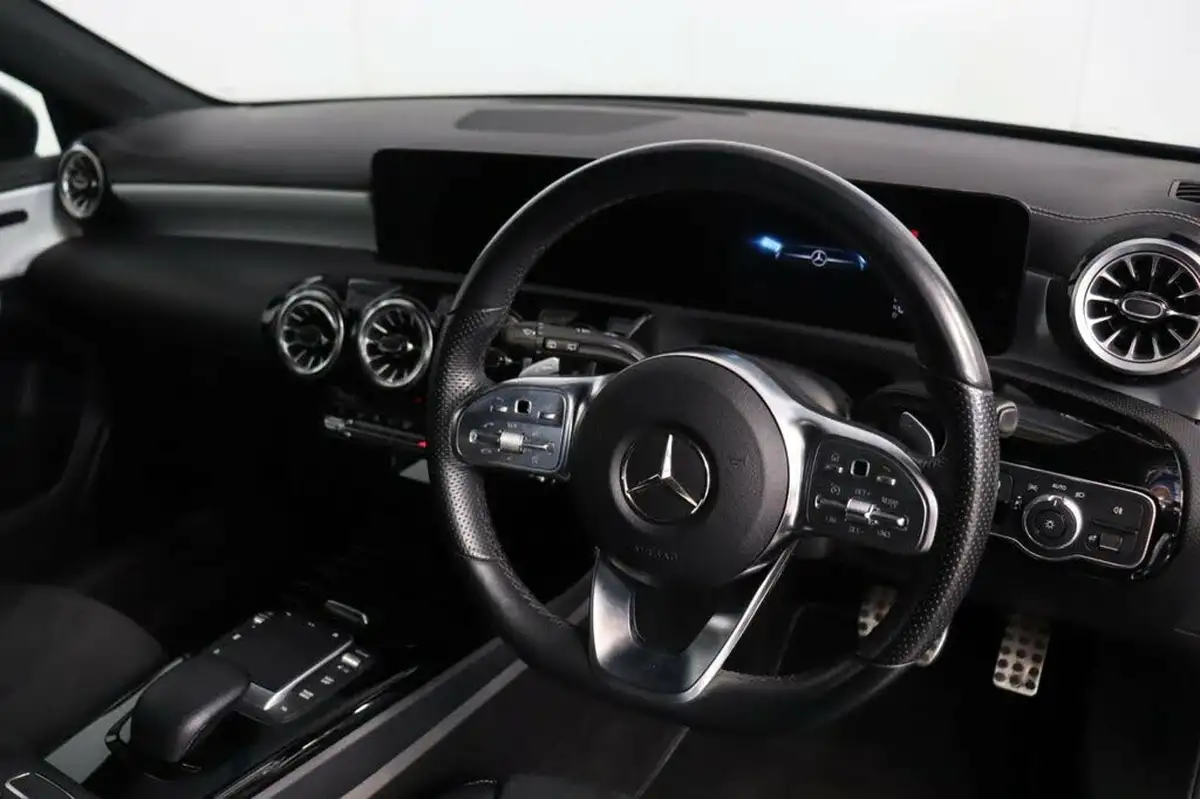 2022-mercedes-benz-a-class-13-a180-amg-line-executive-edition-hatchback-5d-7g-dct-big-25