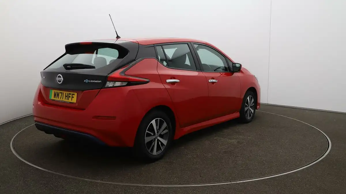 2022-nissan-leaf-e-acenta-big-54