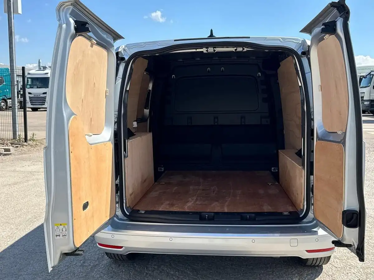 2024-volkswagen-caddy-20tdi-c20-cargo-commerce-pro-122pseu6d-dsg-big-10