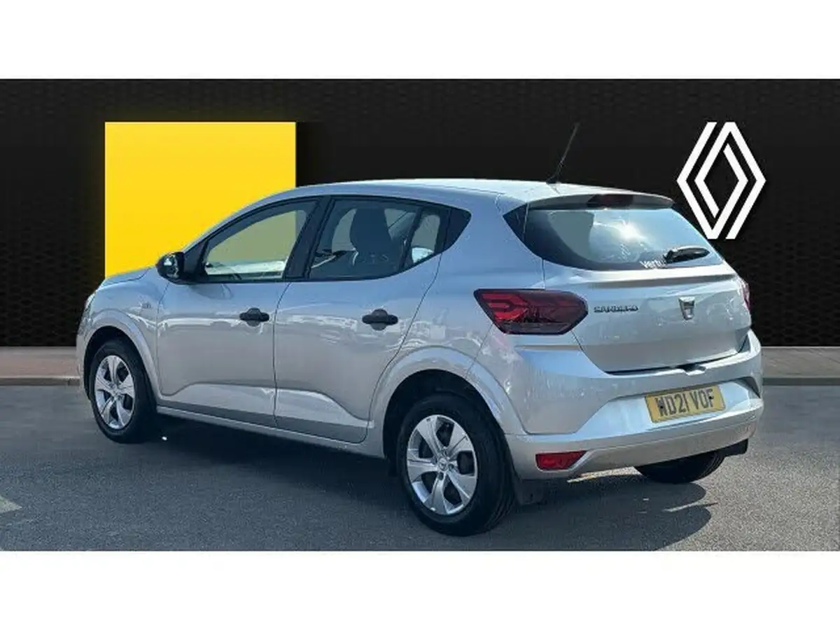 2021-dacia-sandero-10-sce-essential-big-1