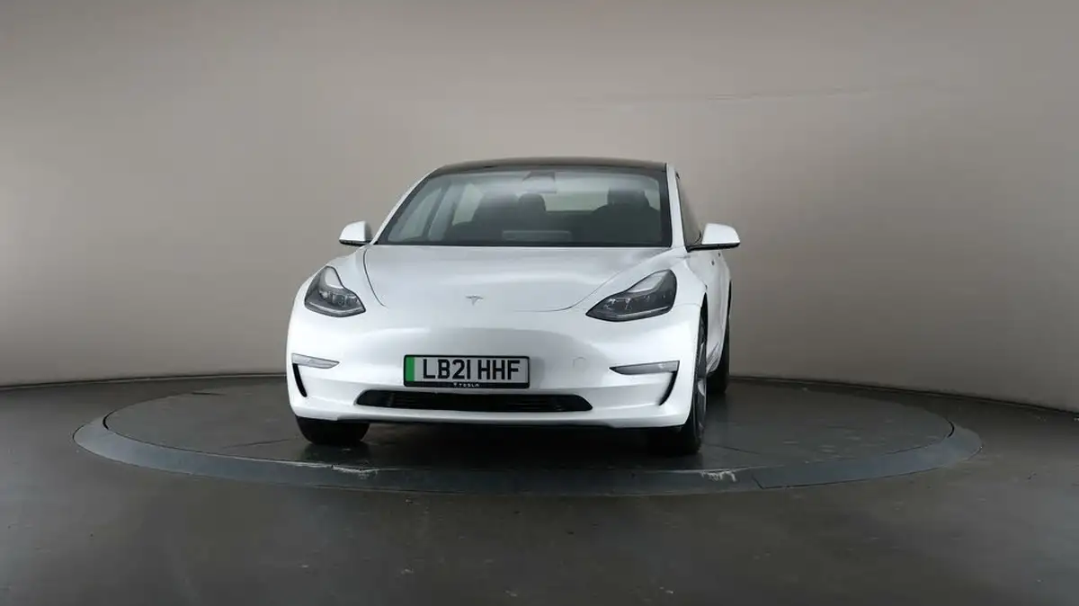 2021-tesla-model-3-e-long-range-4x4-big-47