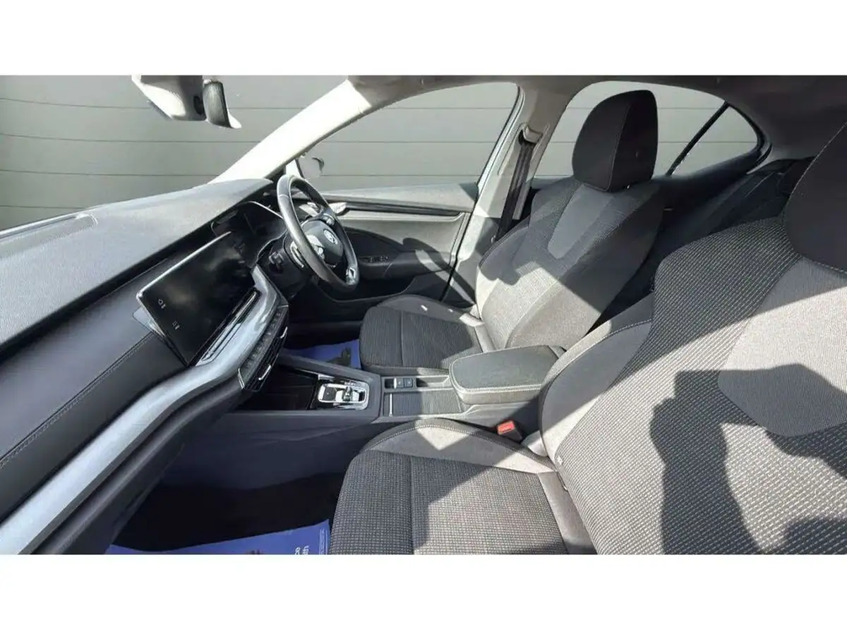 2021-skoda-octavia-big-22