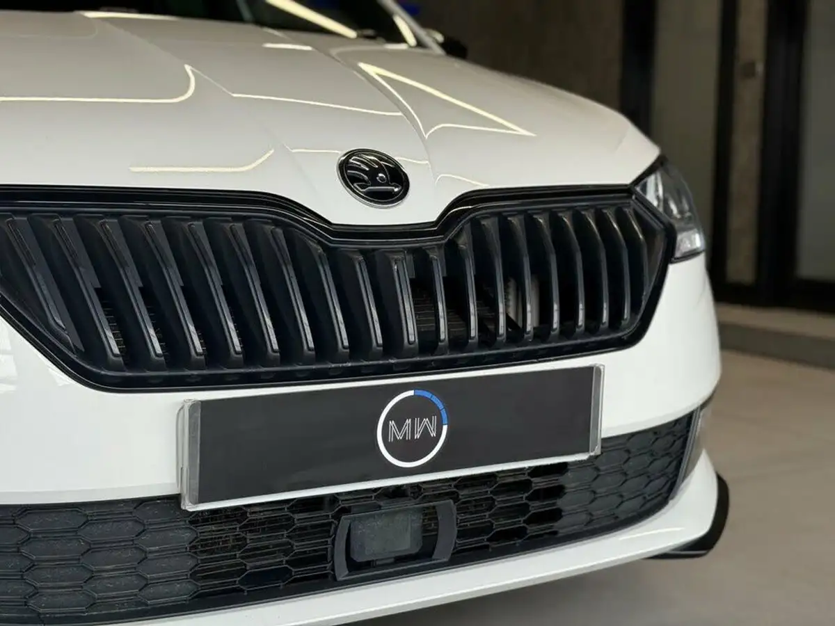 2018-skoda-fabia-10-tsi-monte-carlo-95ps-estate-big-15