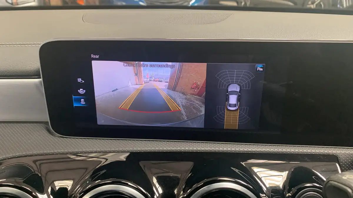 2019-mercedes-benz-cla-13-cla-200-amg-line-coupe-4d-7g-dct-big-28