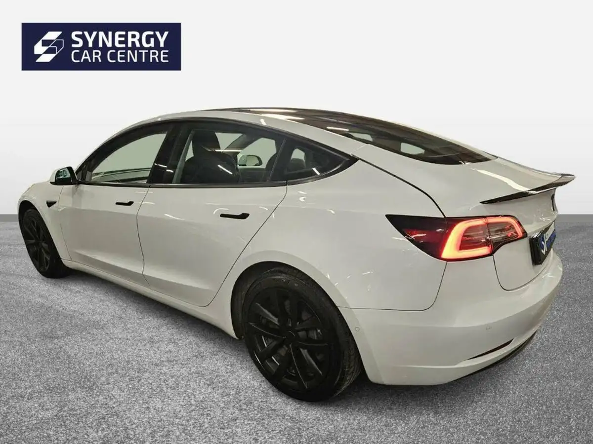 2021-tesla-model-3-e-standard-plus-big-7
