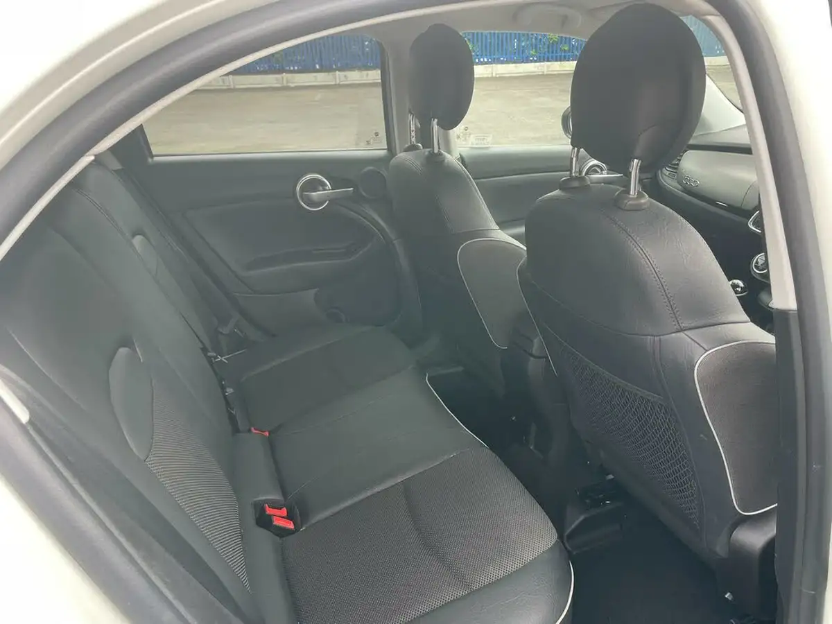 2016-fiat-500x-16multijet-cross-plus-big-12