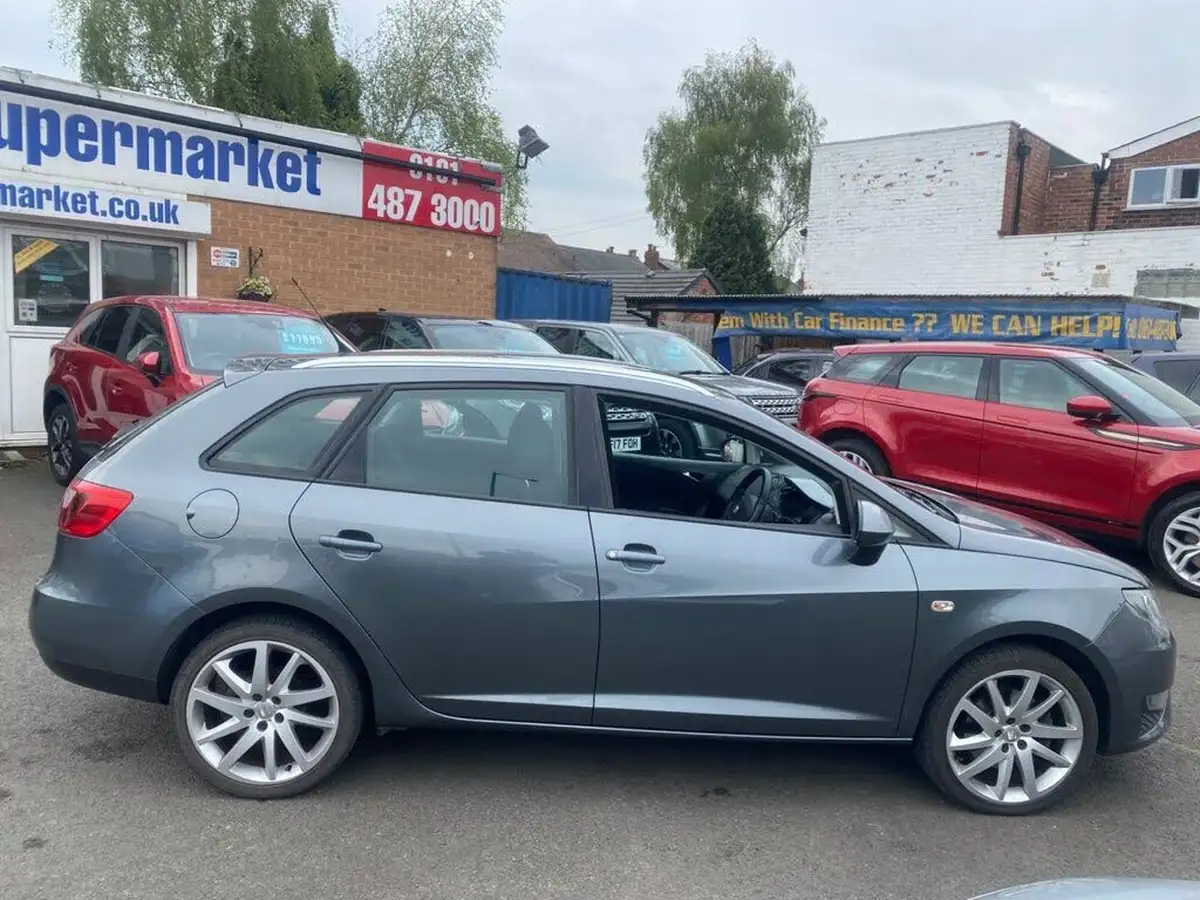 2012-seat-ibiza-16td-fr-105-cr-st-estate-5d-big-4