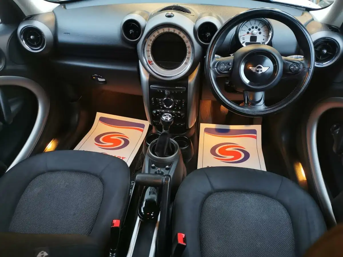 2012-mini-countryman-16-one-98bhp-big-36