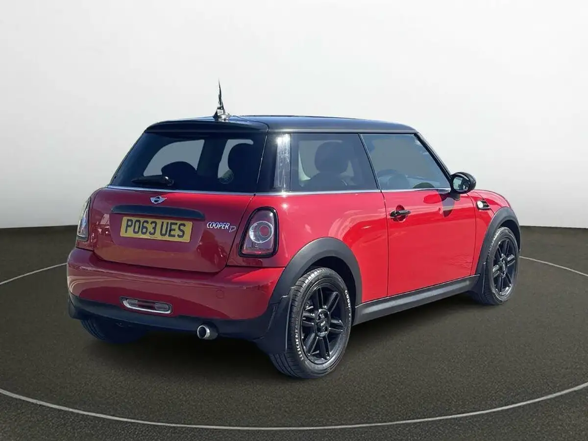 2013-mini-cooper-16td-cooper-d-112bhp-sport-chili-hatchback-3d-big-8