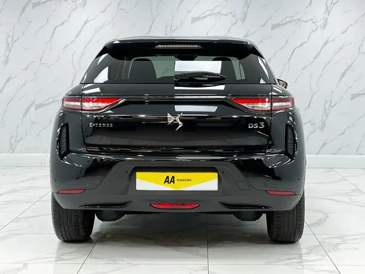 2022-ds-ds-3-crossback-e-tense-bastille-big-12