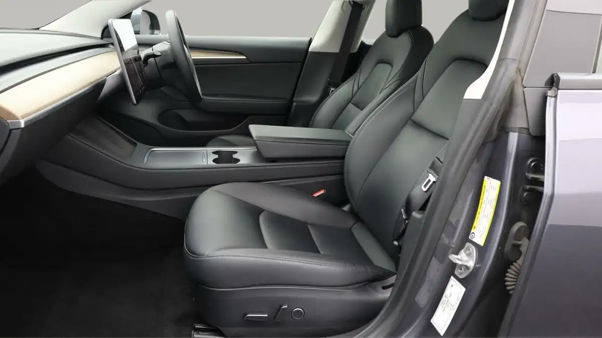 2021-tesla-model-3-e-long-range-4x4-big-13