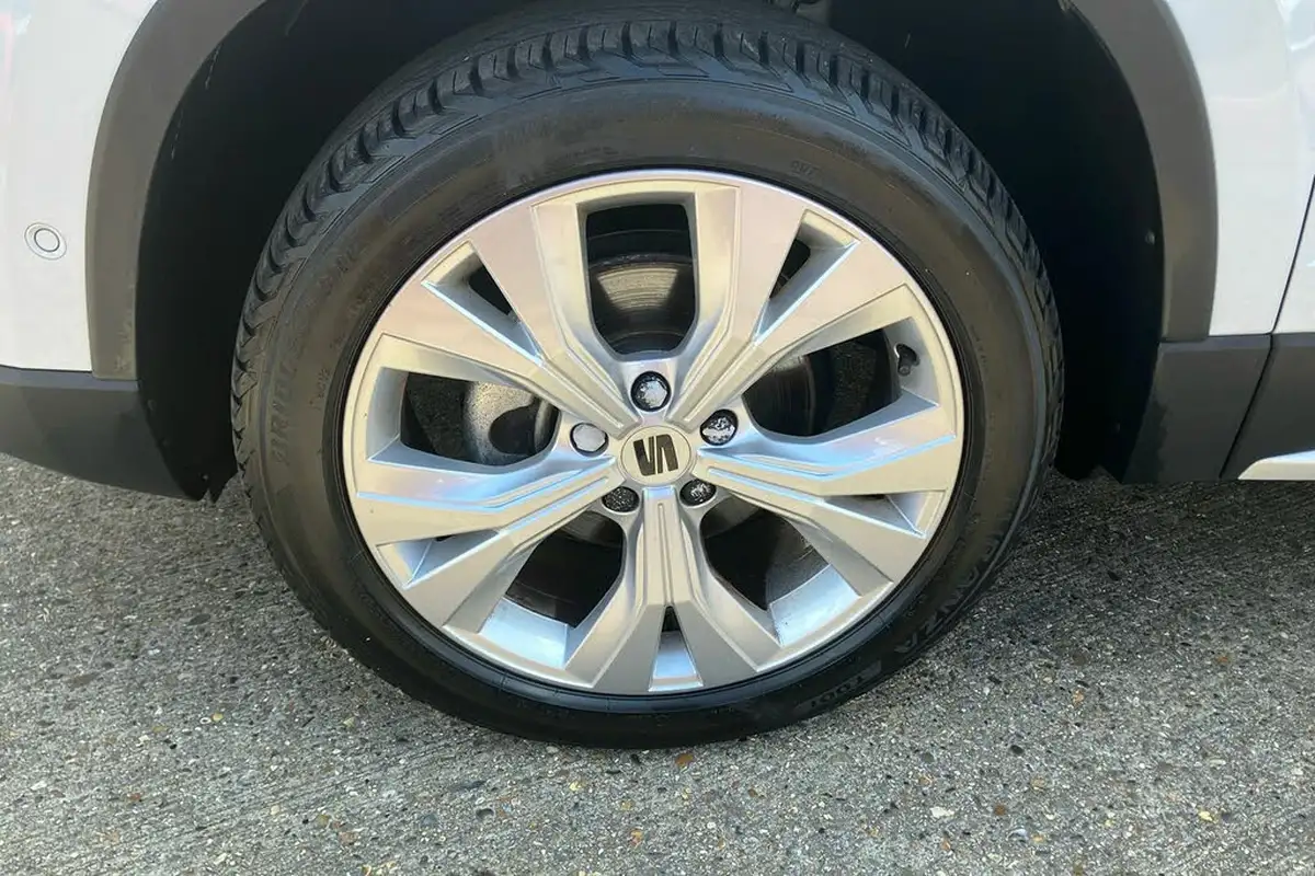 2024-seat-ateca-15-ecotsi-xperience-dsg-big-43