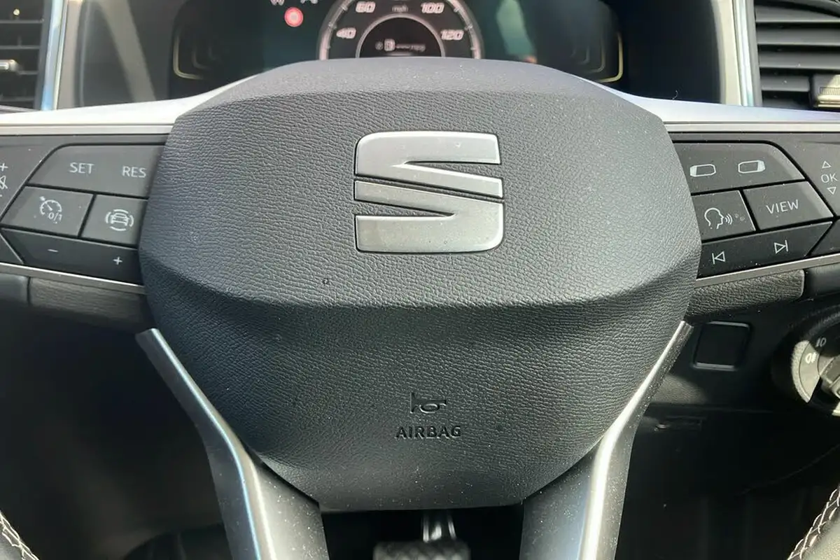 2024-seat-ateca-15-ecotsi-xperience-dsg-big-19