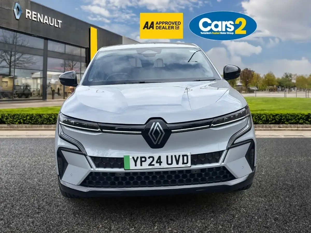 2024-renault-megane-e-tech-e-techno-big-1