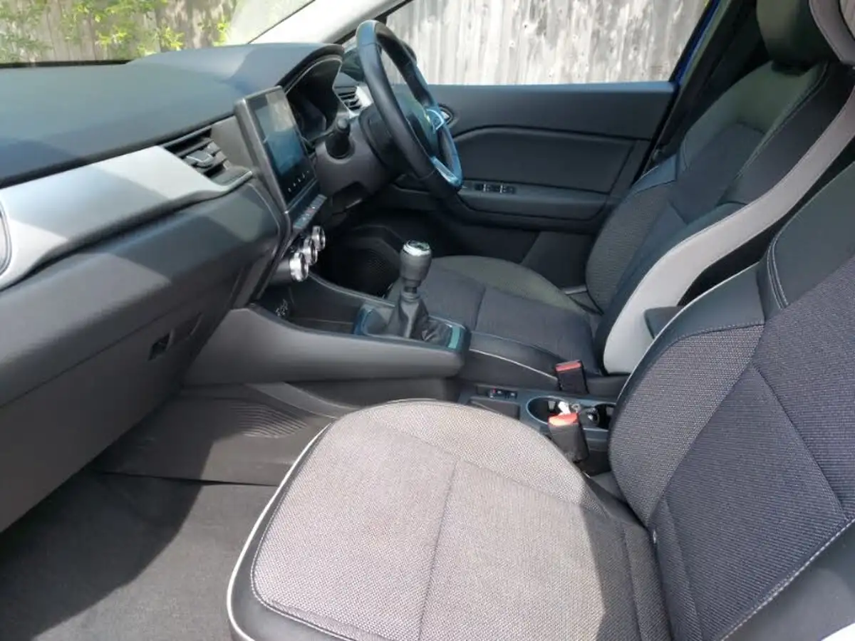 2022-renault-captur-10-tce-se-edition-big-4