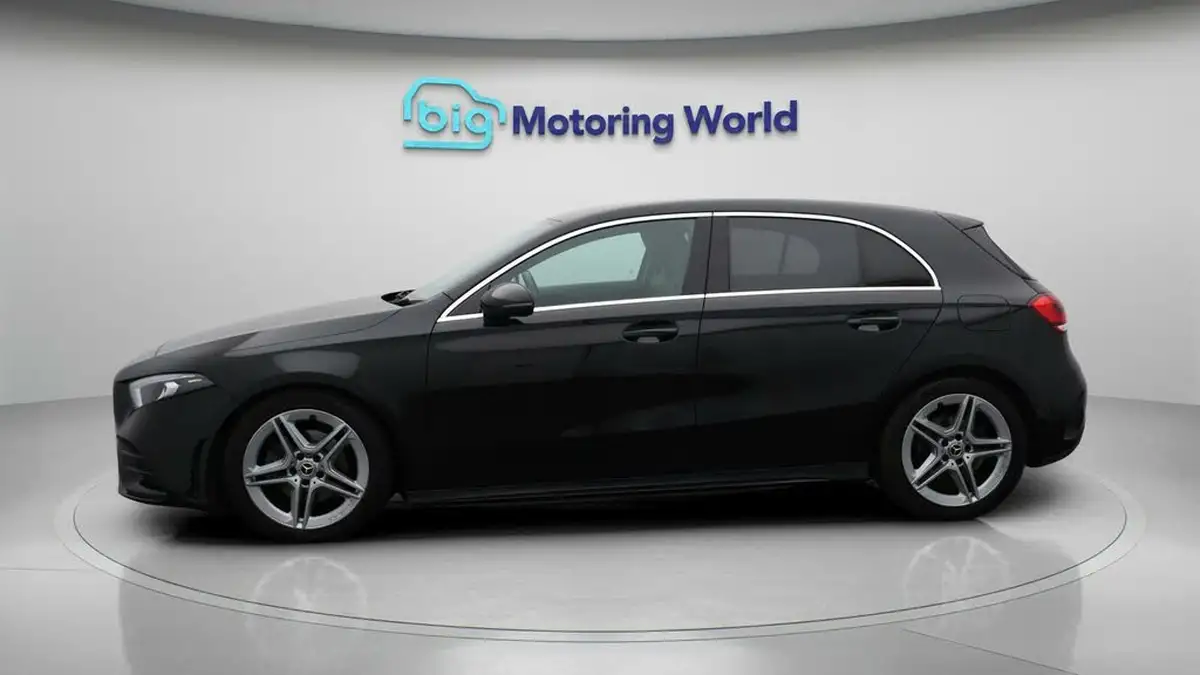 2020-mercedes-benz-a-class-13-a200-amg-line-executive-hatchback-5d-big-4