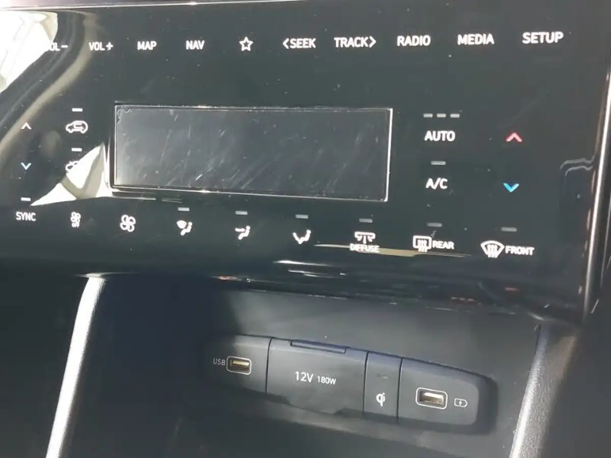 2022-hyundai-tucson-16-t-gdi-premium-150ps-big-18
