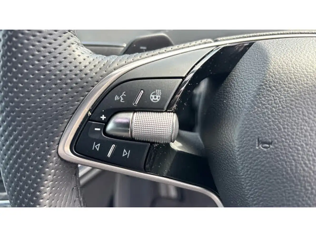 2025-skoda-enyaq-e-85x-sportline-plus-station-wagon-big-16