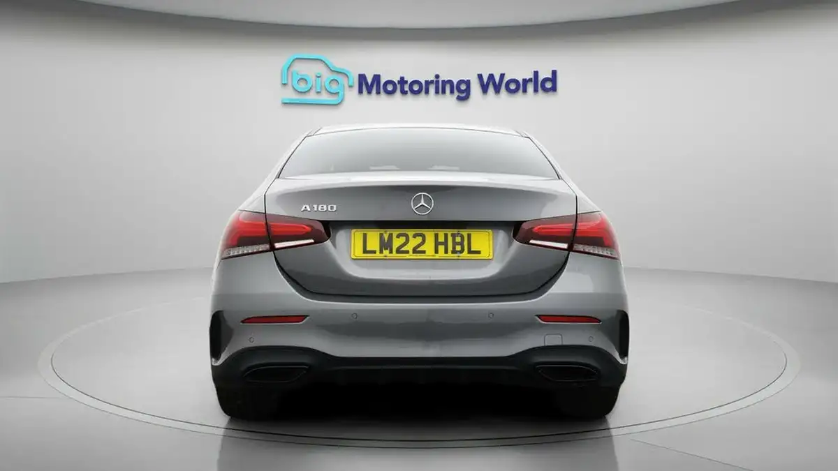 2022-mercedes-benz-a-class-13-a180-amg-line-premium-edition-saloon-4d-7g-dct-big-5