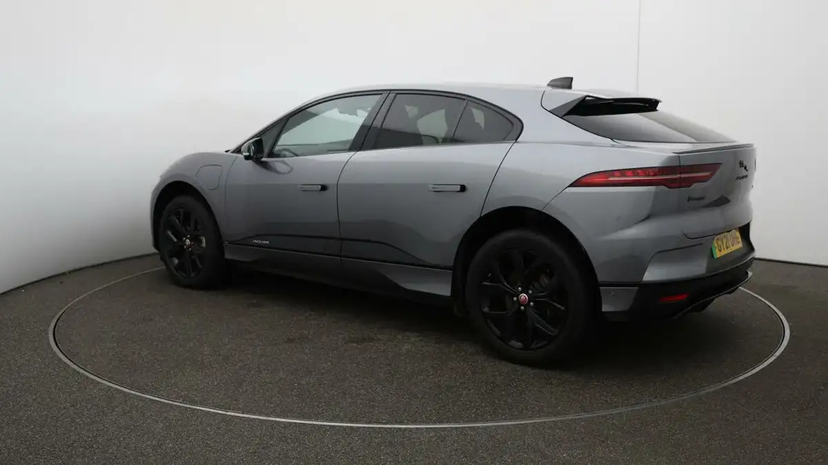 2021-jaguar-i-pace-ev400-se-big-36