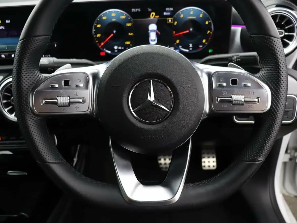 2022-mercedes-benz-cla-13-cla-200-amg-line-premium-coupe-4d-big-35