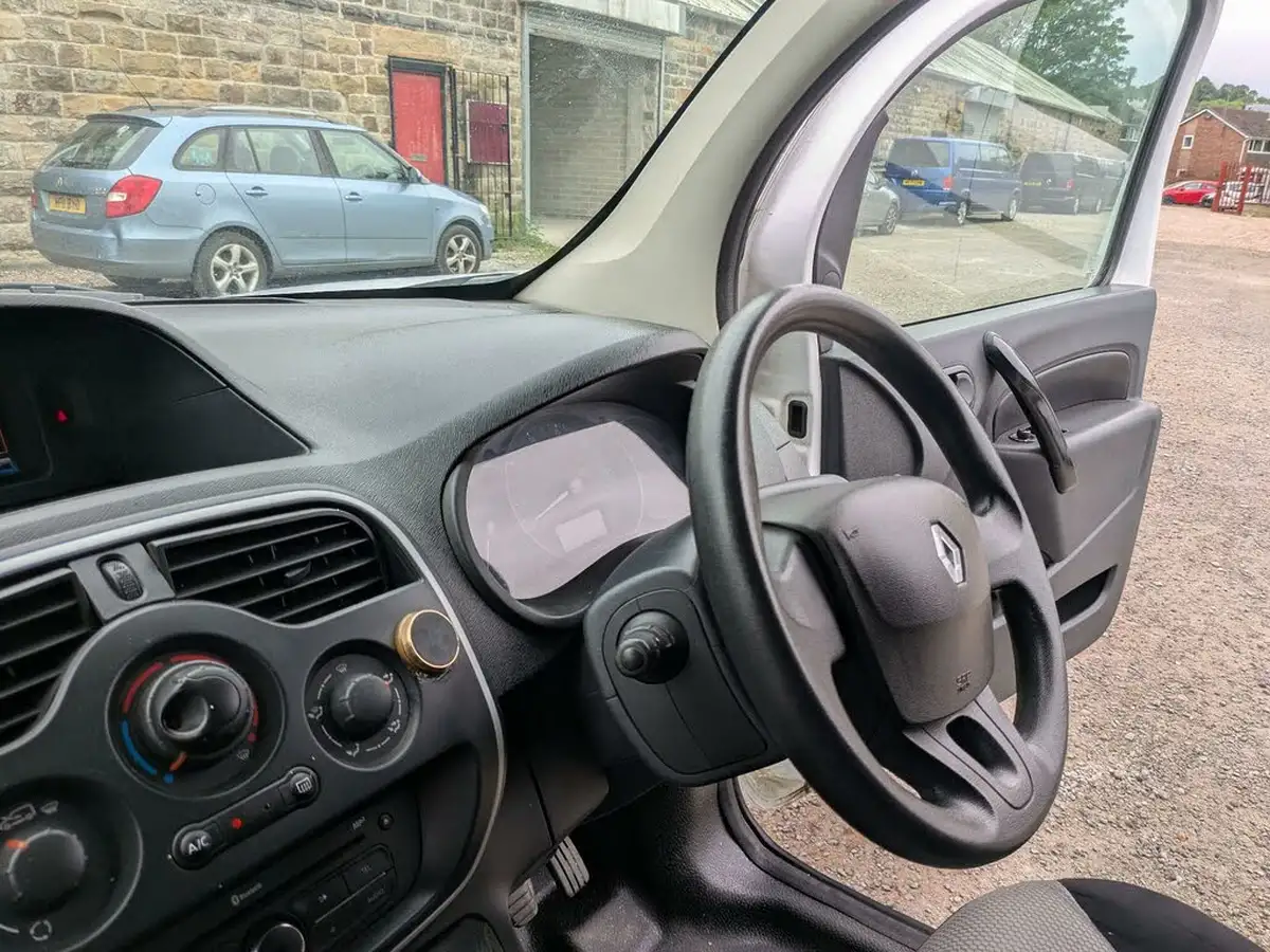 2017-renault-kangoo-maxi-15td-ll21-energy-dci-110-maxi-business-eu6-panel-1461cc-big-59