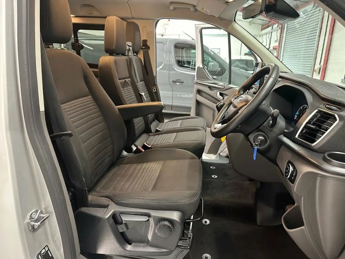 2022-ford-transit-custom-20tdci-320-l2h1-limited-130pseu6dt-double-cab-in-van-big-12