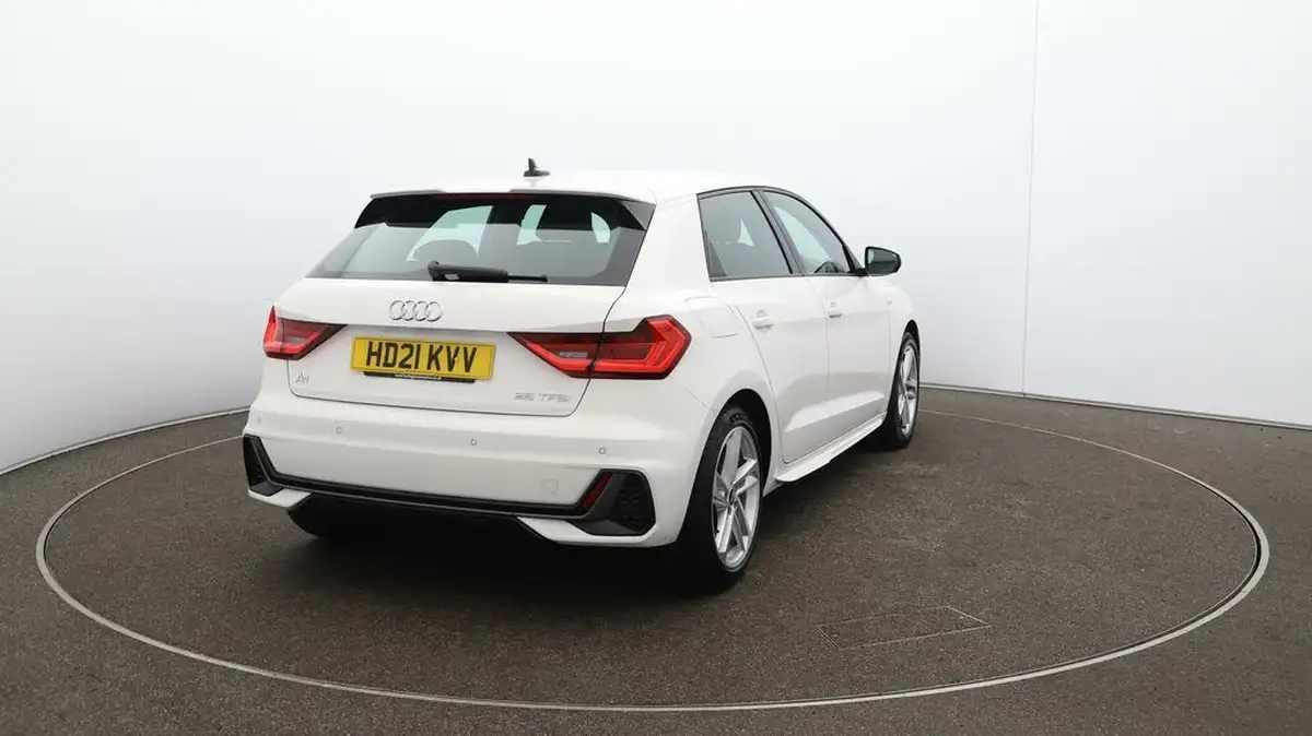 2021-audi-a1-10-25-tfsi-s-line-big-57
