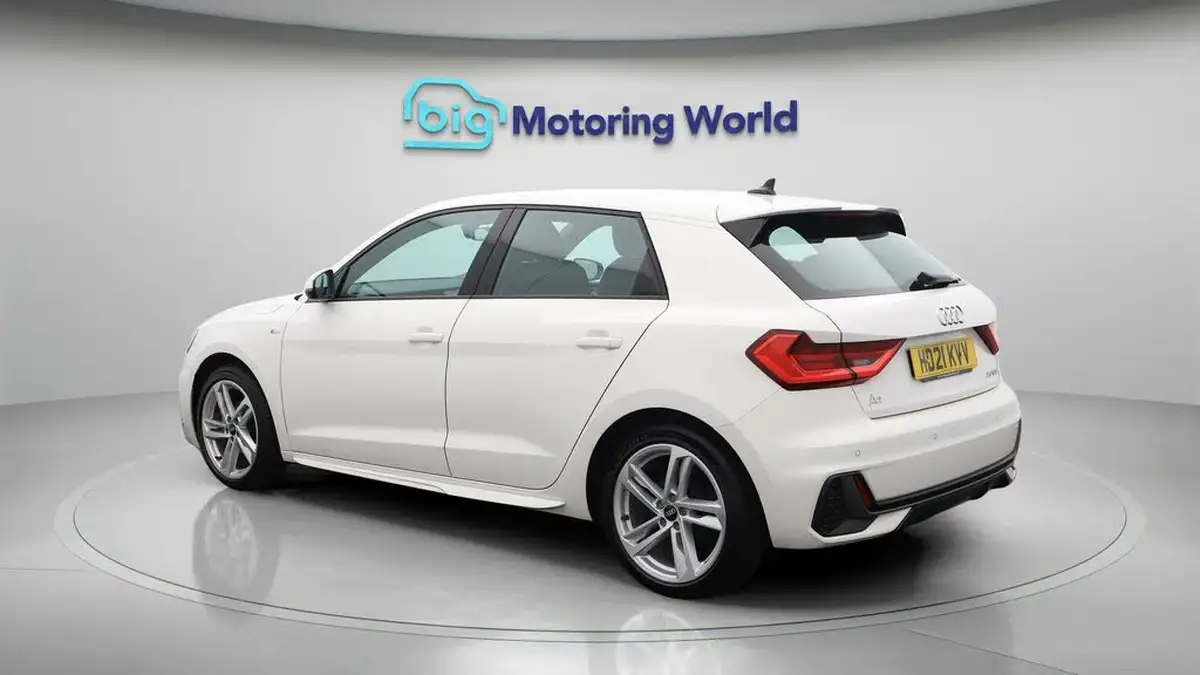 2021-audi-a1-10-25-tfsi-s-line-big-5