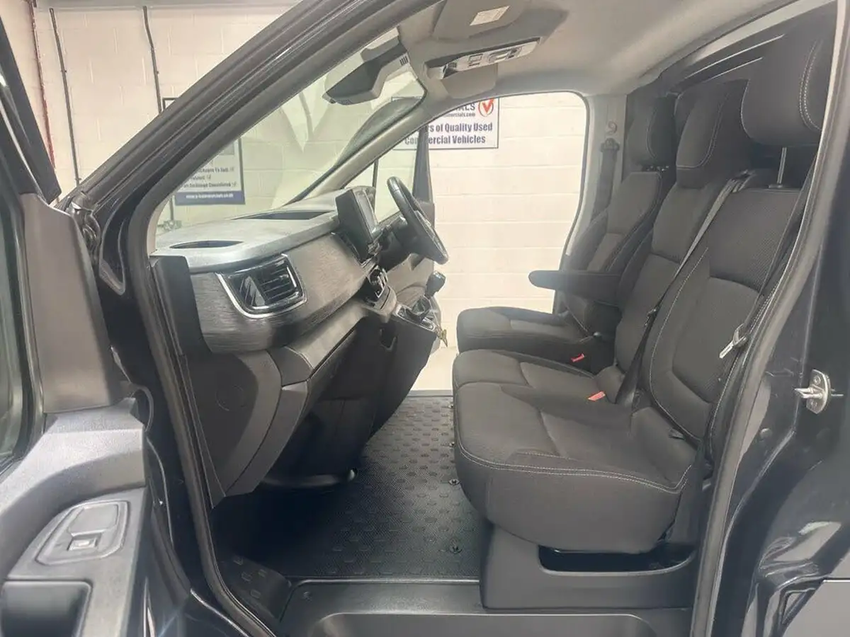 2023-nissan-primastar-20dci-tekna-28-l1h1-130pseu6d-big-13
