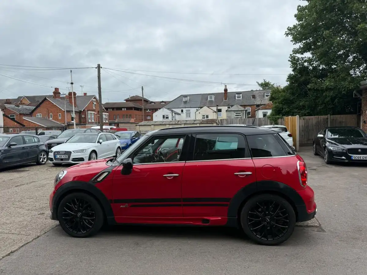 2012-mini-countryman-16-john-cooper-works-chili-big-4