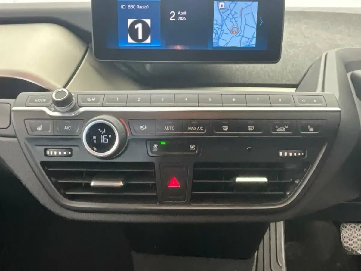 2022-bmw-i3-e-120-ah-big-17