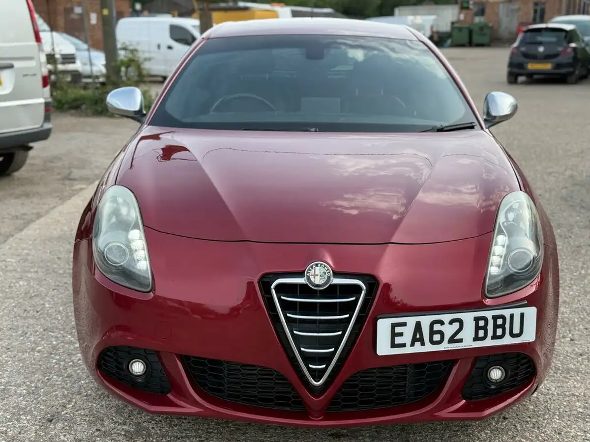 2012-alfa-romeo-giulietta-20td-sportiva-170bhp-big-9