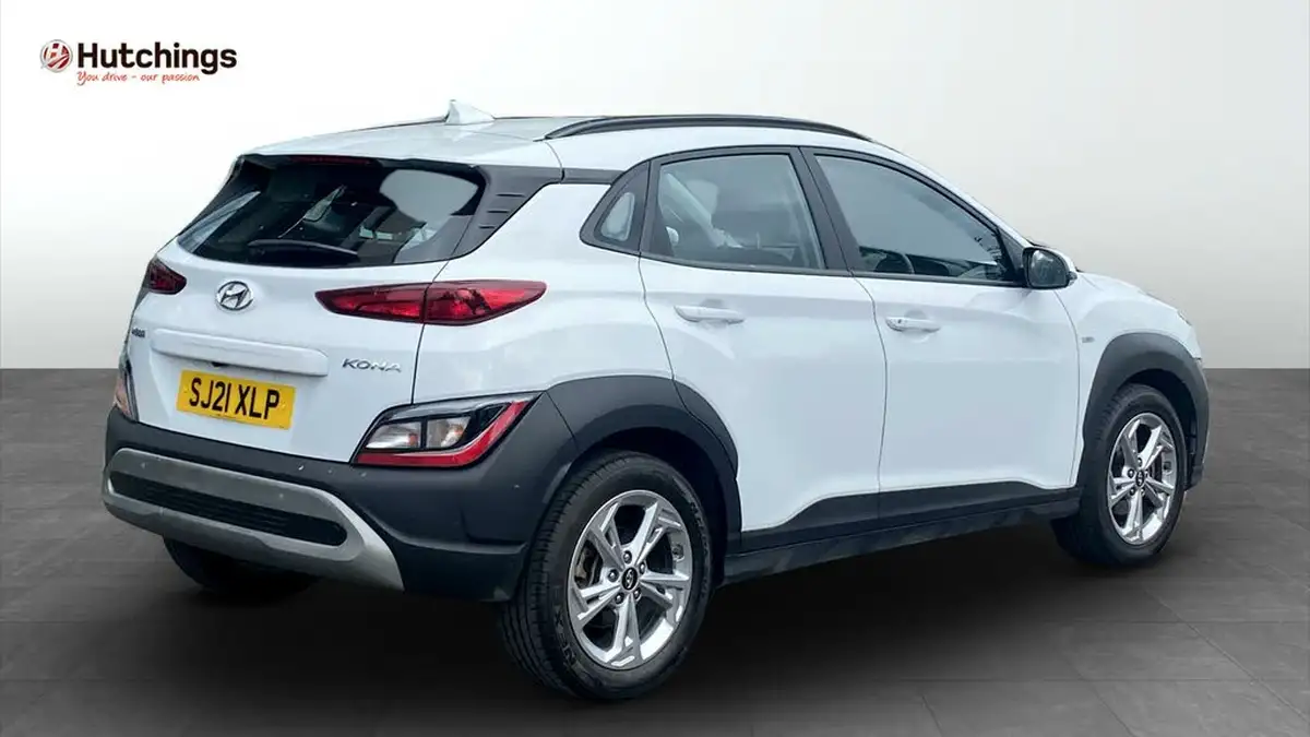 2021-hyundai-kona-10-t-gdi-se-connect-big-2
