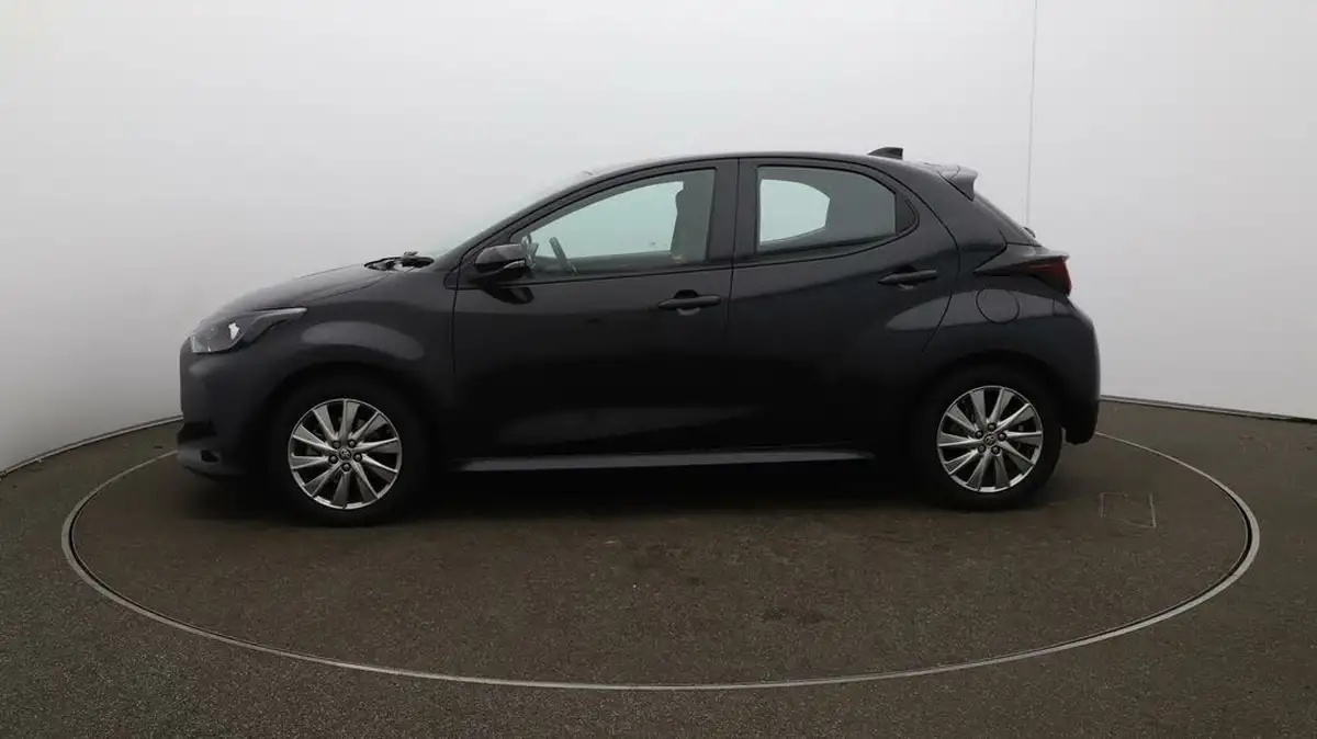 2023-toyota-yaris-15-vvt-i-icon-big-54