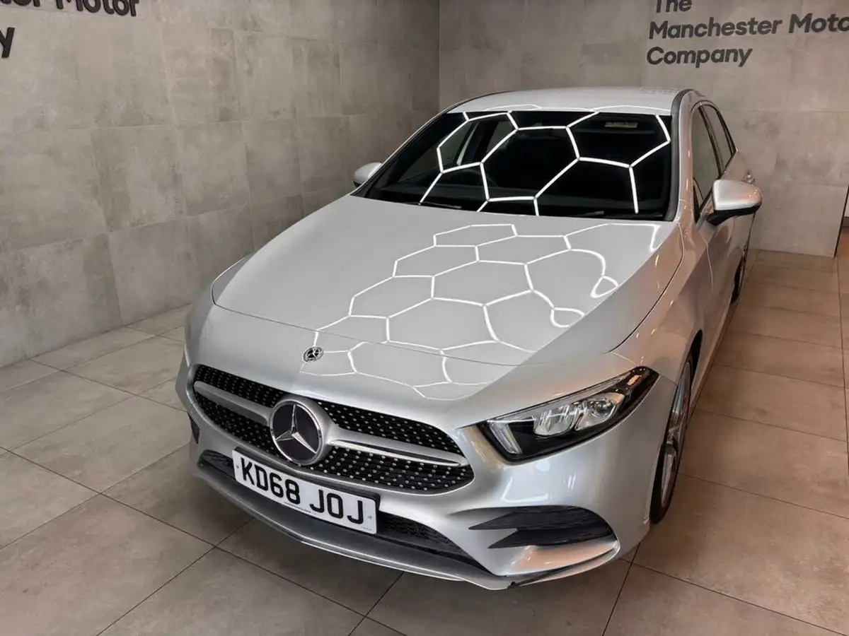 2019-mercedes-benz-a-class-15d-a180d-amg-line-hatchback-5d-7g-dct-big-4
