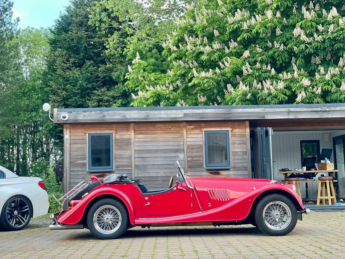2002-morgan-44-18-4-seat-big-3