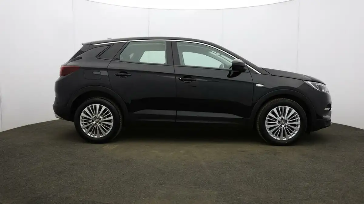 2019-vauxhall-grandland-x-15td-sport-nav-big-50