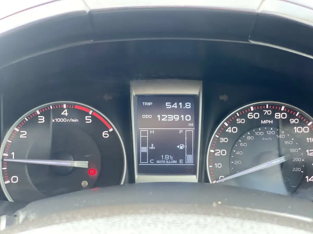 2012-isuzu-d-max-25td-utah-big-35