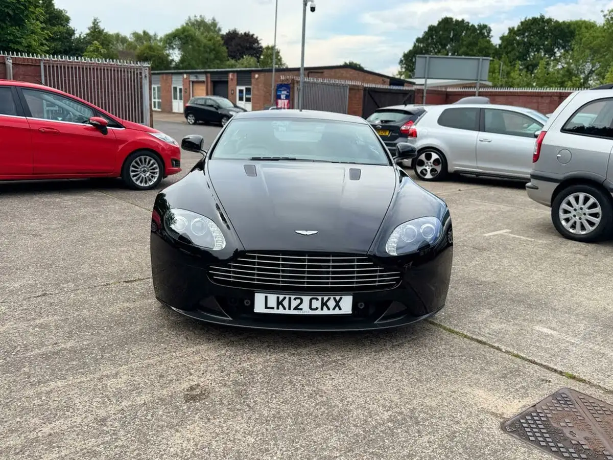 2012-aston-martin-vantage-47-s-coupe-big-2