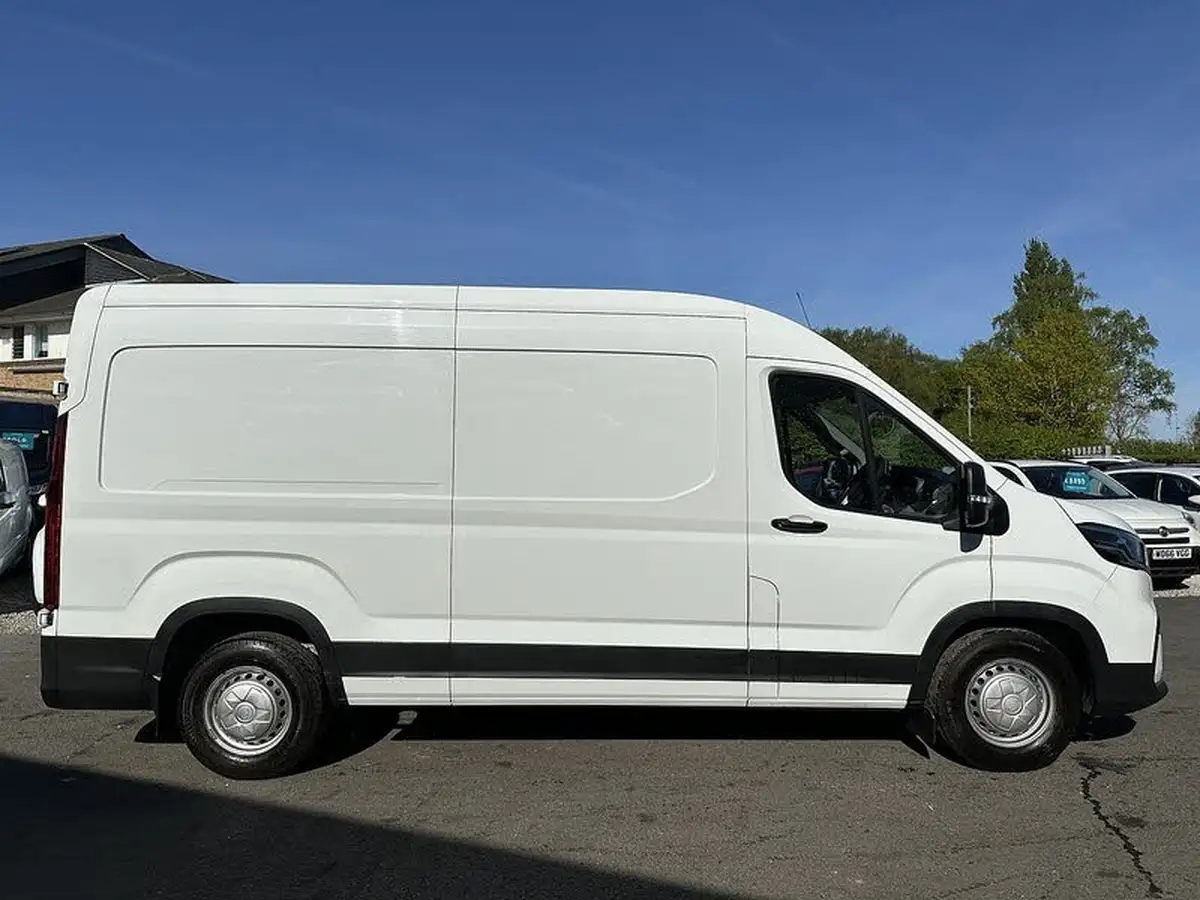 2023-maxus-deliver-9-big-7