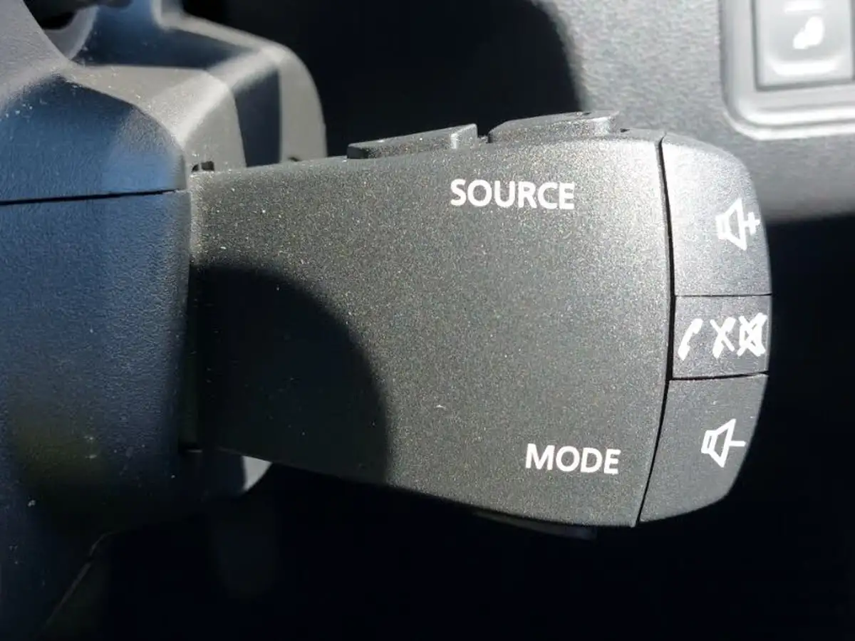 2024-dacia-duster-09-tce-journey-big-14