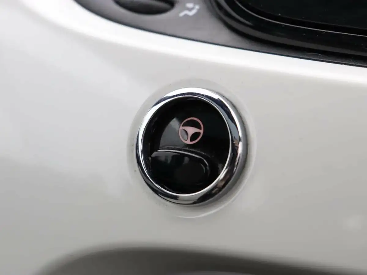 2022-fiat-500-10-dolcevita-big-28