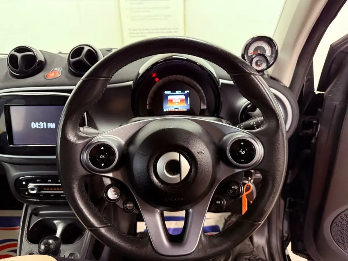 2017-smart-fortwo-09-prime-premiumss-coupe-twinamic-big-30