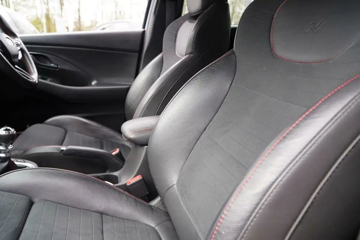 2020-hyundai-i30-n-20-t-gdi-n-performance-fastback-big-40