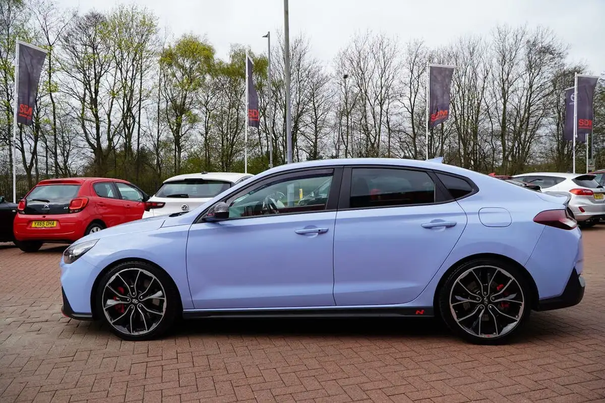 2020-hyundai-i30-n-20-t-gdi-n-performance-fastback-big-16