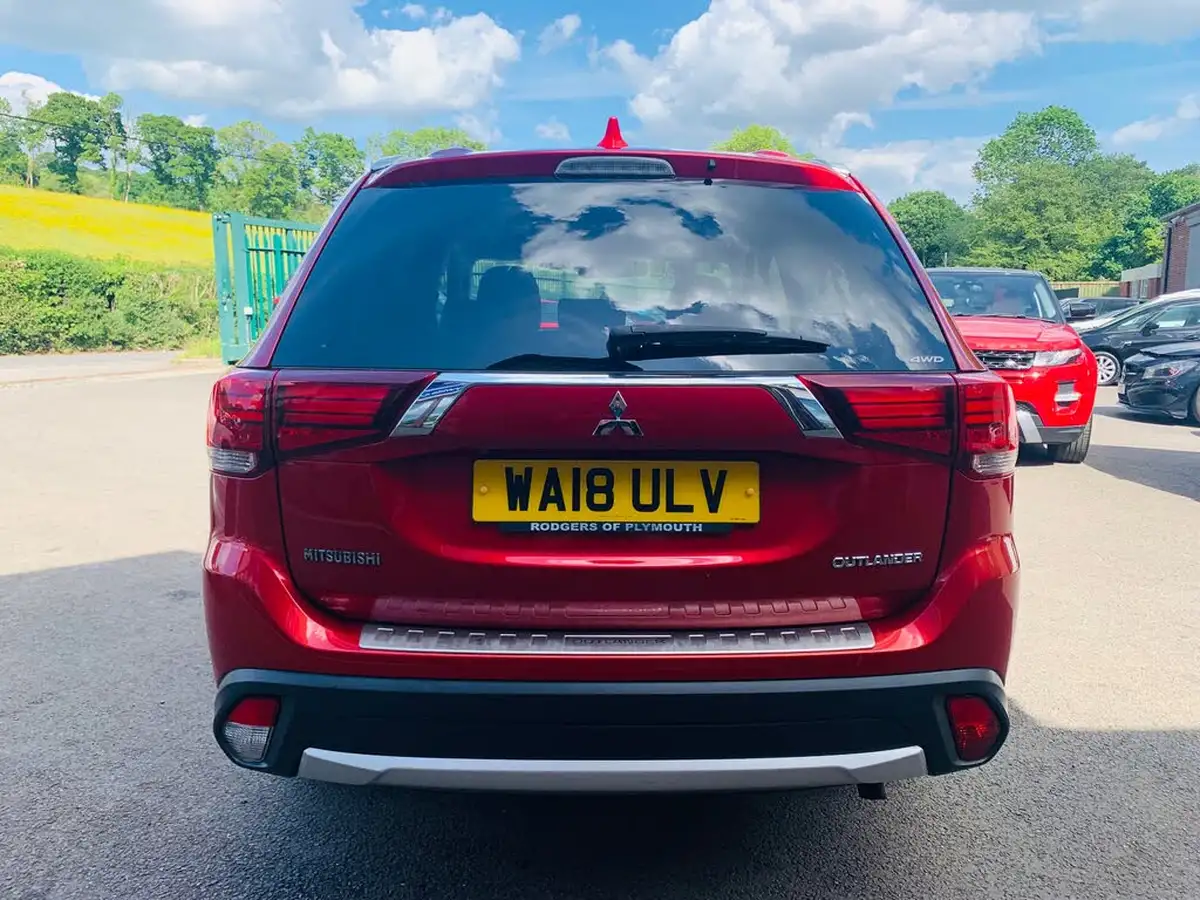 2018-mitsubishi-outlander-22di-d-4-big-11