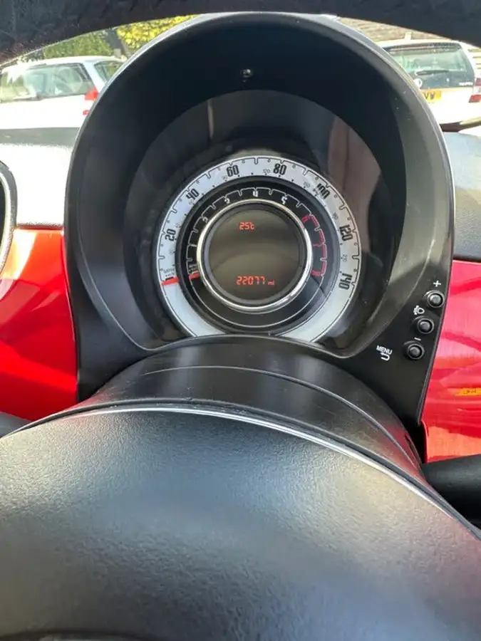 2018-fiat-500-12-lounge-big-5