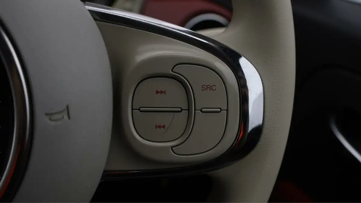 2018-fiat-500-12-pop-star-big-22